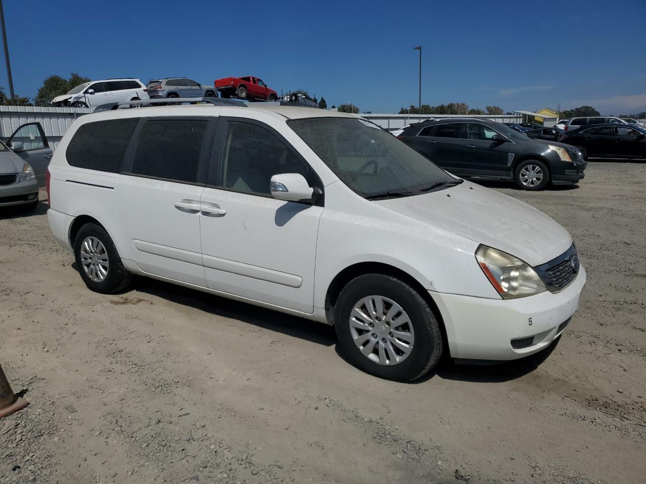 2011 Kia Sedona Lx - Фото 4