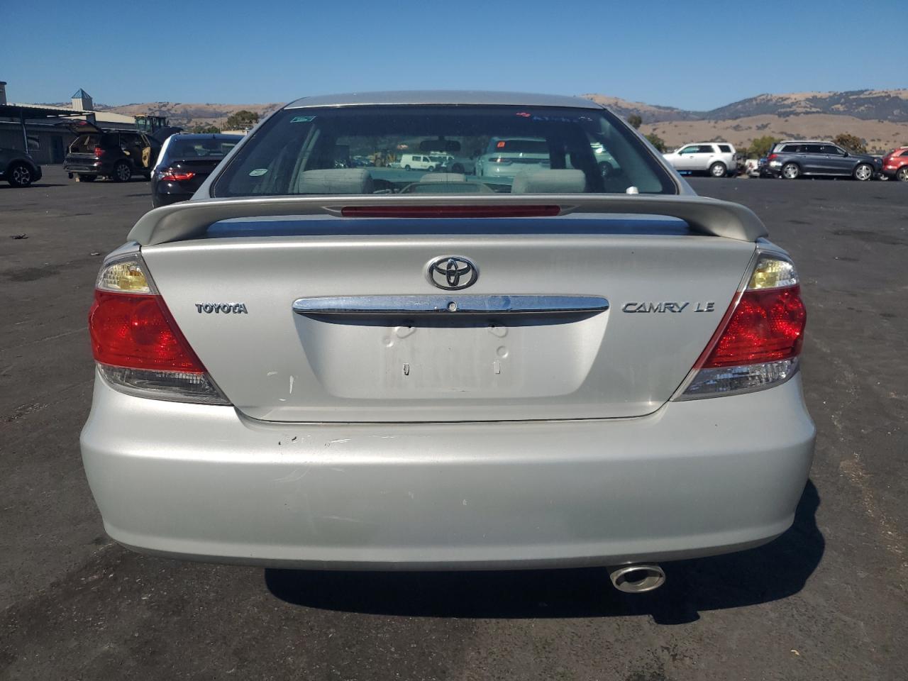 2006 Toyota Camry Le - Image 6
