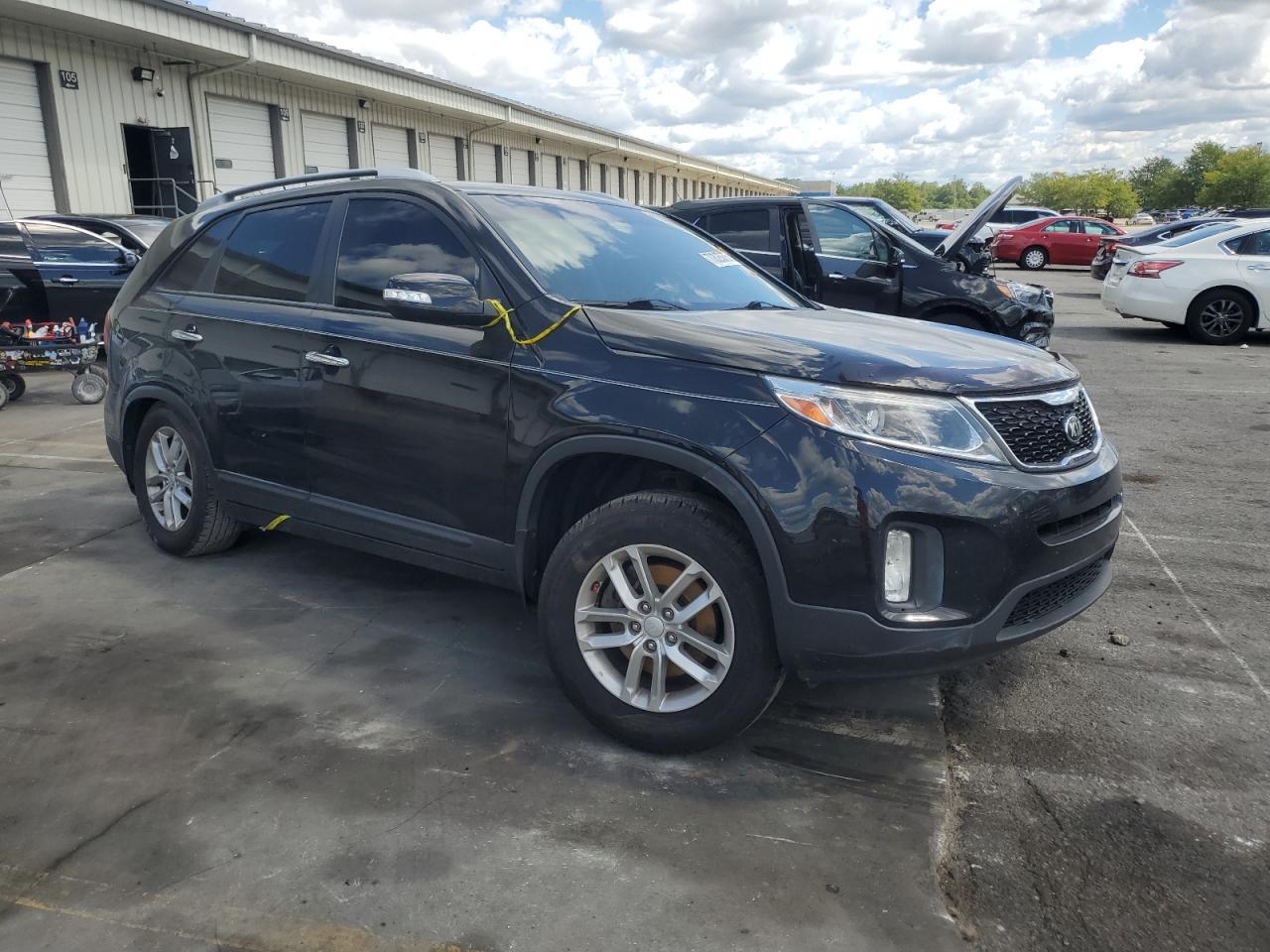 2015 Kia Sorento Lx - Image 4