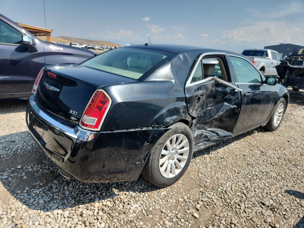 2013 Chrysler 300 - Image 3