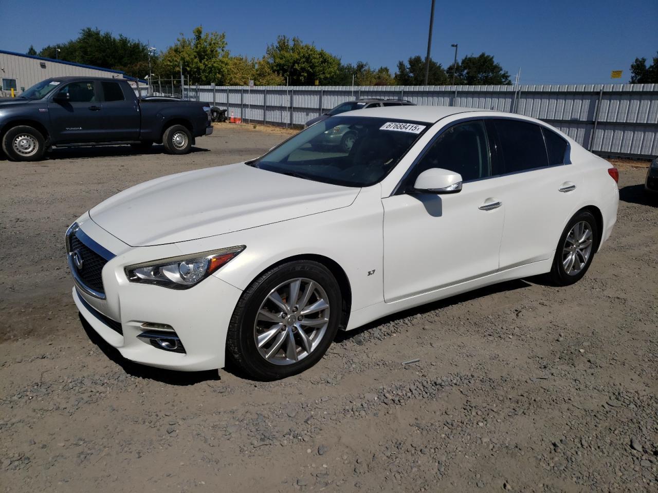 2015 Infiniti Q50 Base