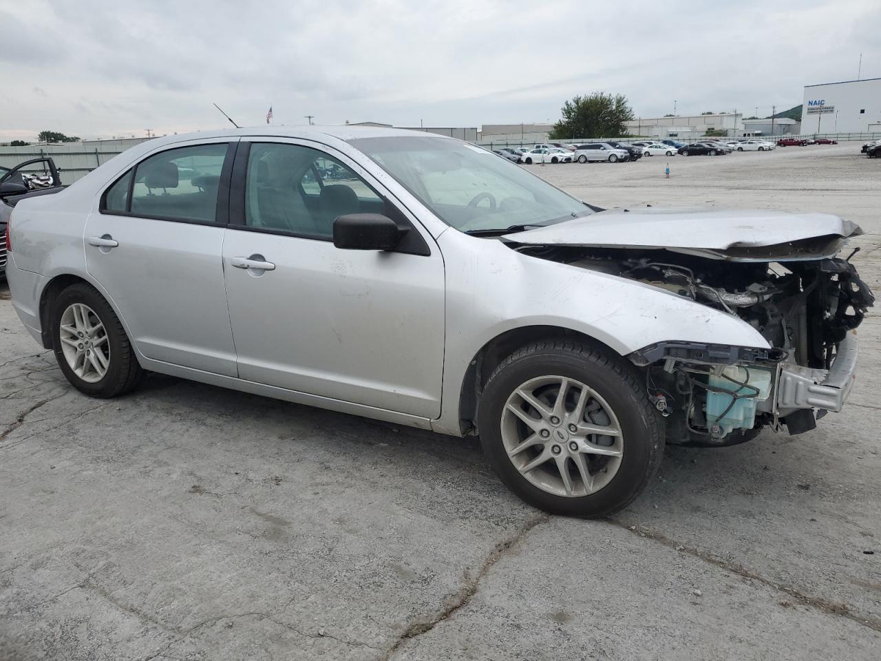 2012 Ford Fusion S - Image 4