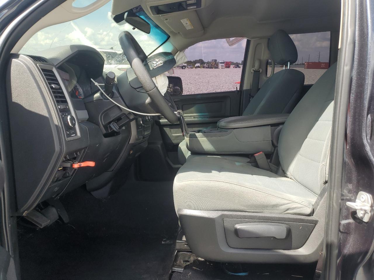 2017 Ram 1500 St - Image 7