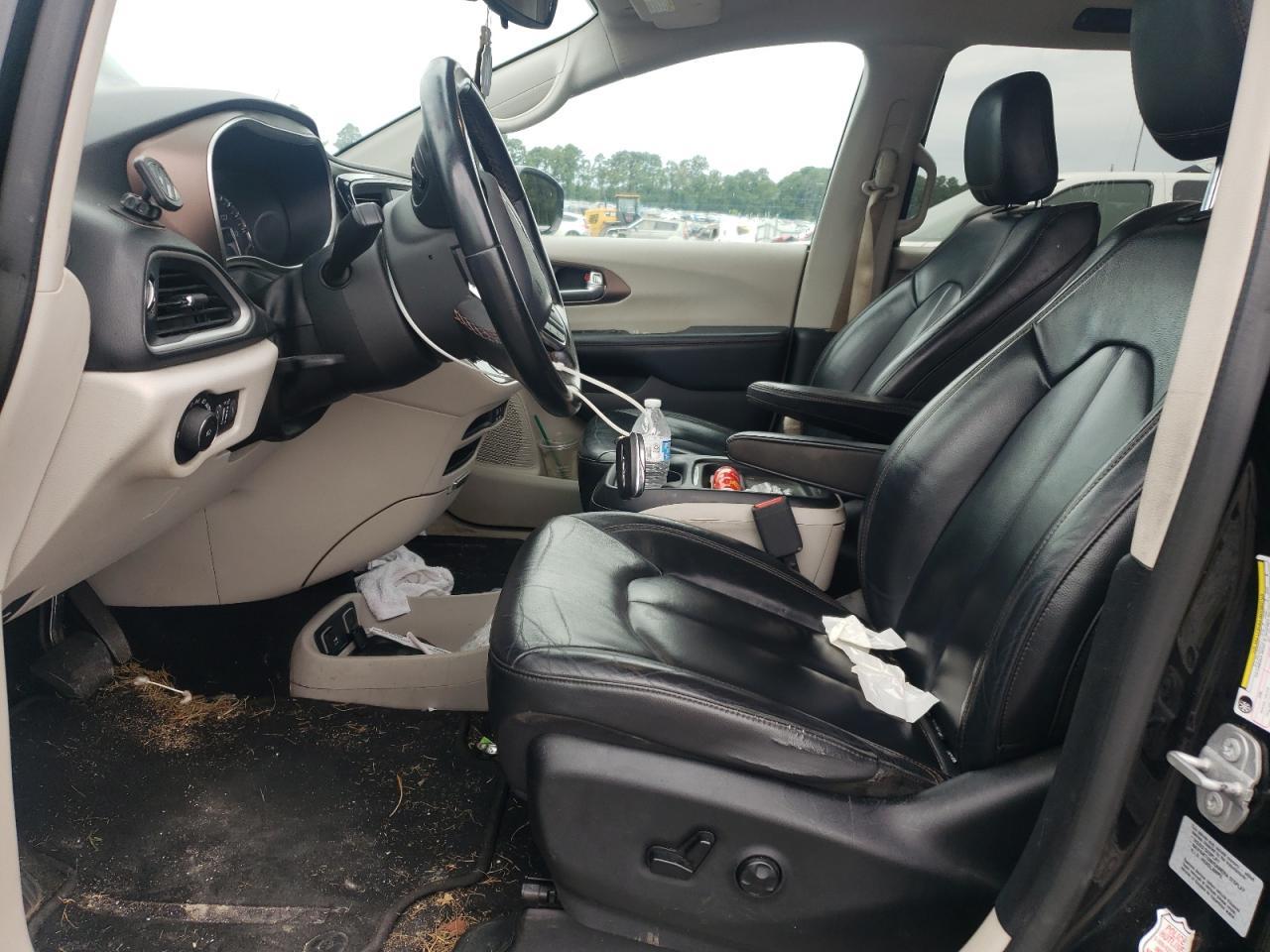 2017 Chrysler Pacifica Touring L - Фото 7