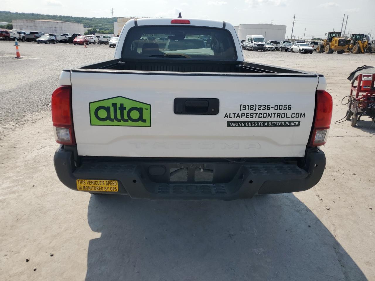 2020 Toyota Tacoma Access Cab - Image 6