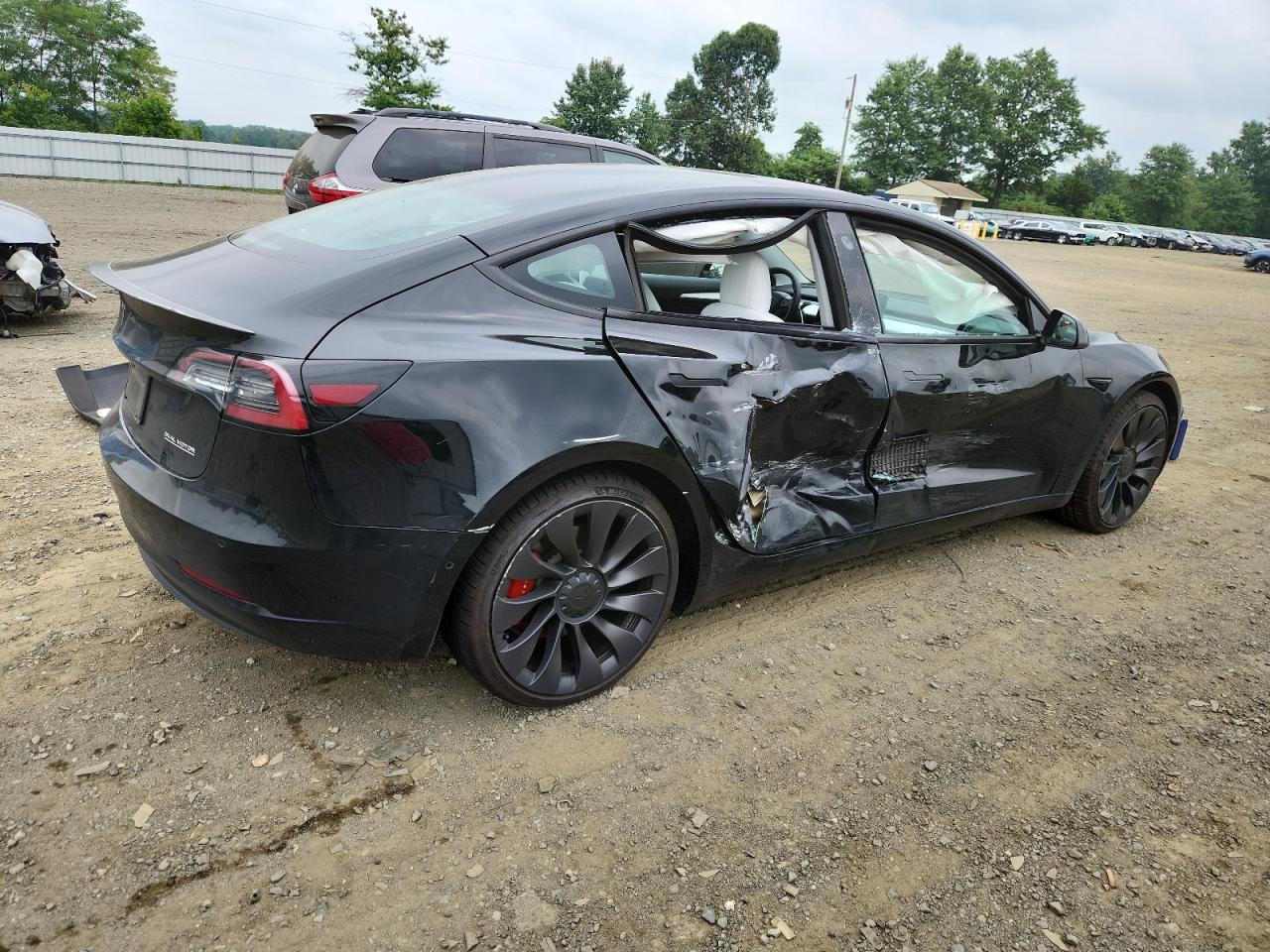 2021 Tesla Model 3 - Фото 3