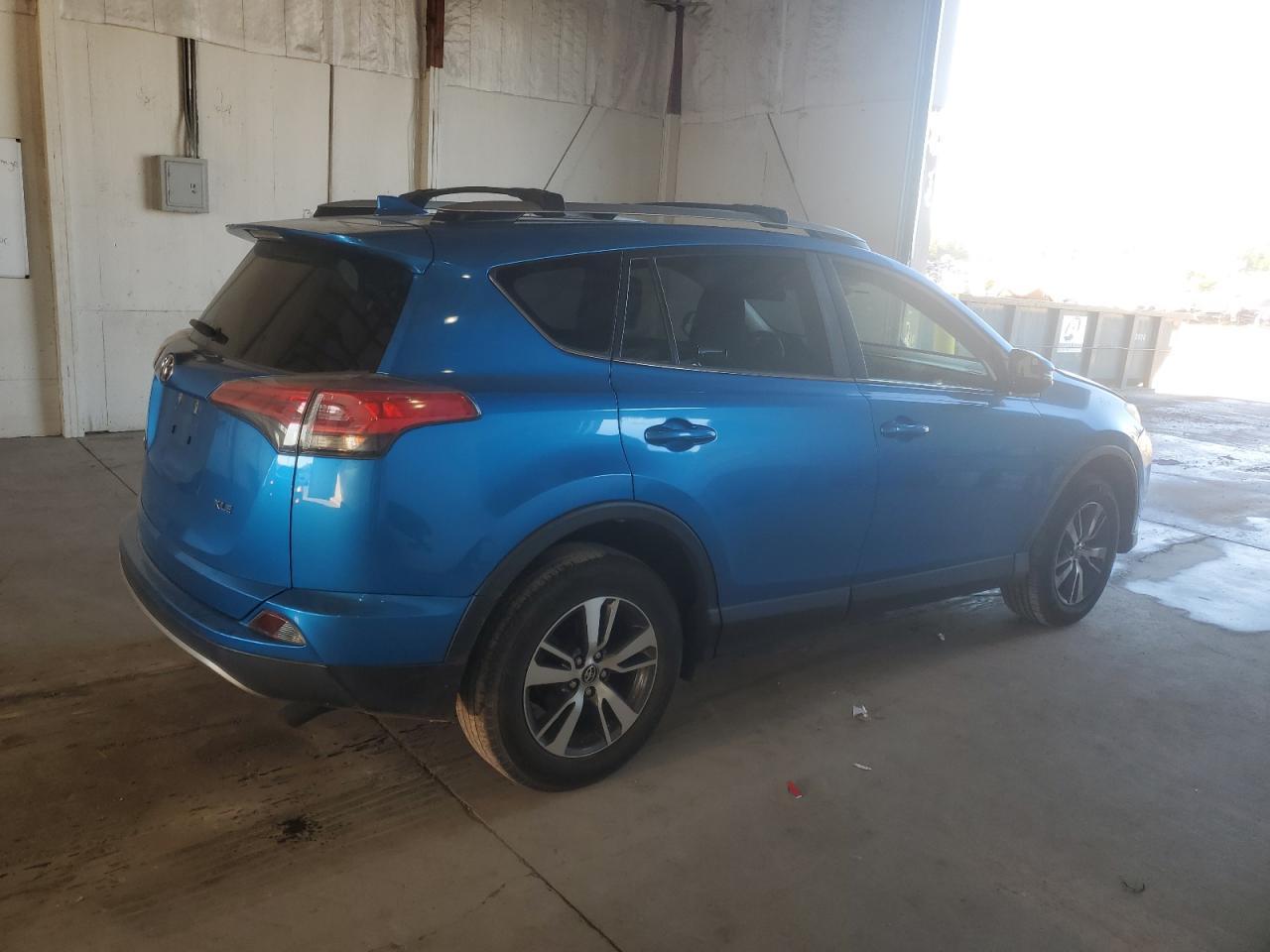 2017 Toyota Rav4 Xle - Фото 3
