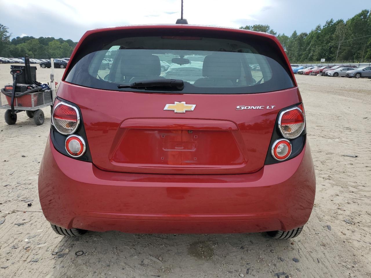 2016 Chevrolet Sonic Lt - Фото 6