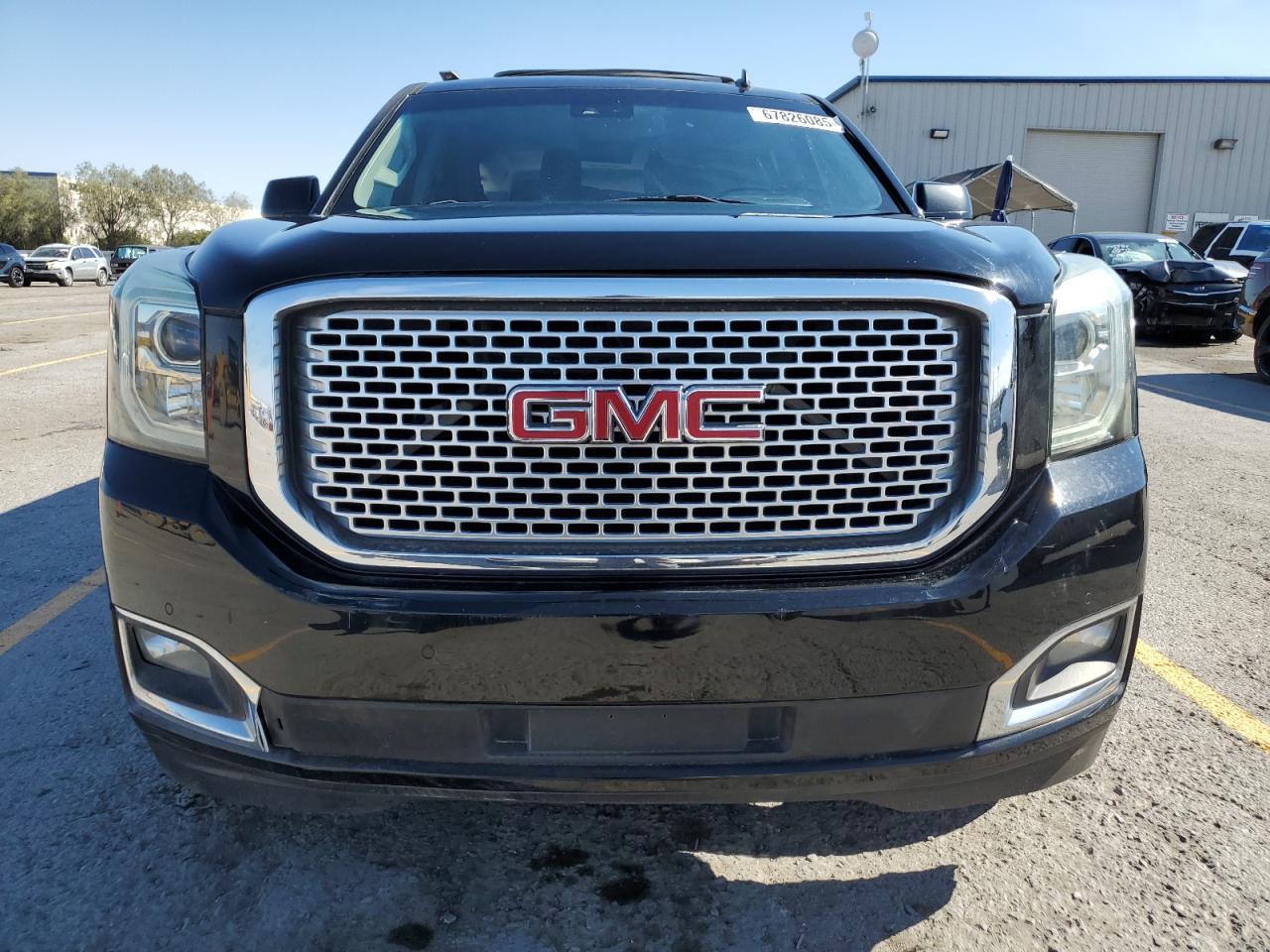 2015 GMC Yukon Xl C1500 Slt - Image 5