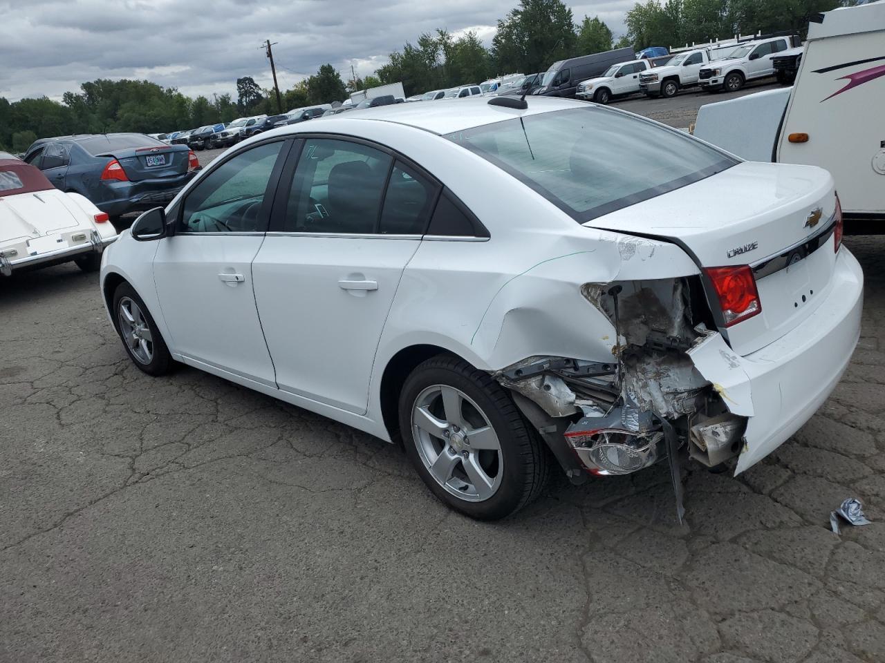 2015 Chevrolet Cruze Lt - Image 2