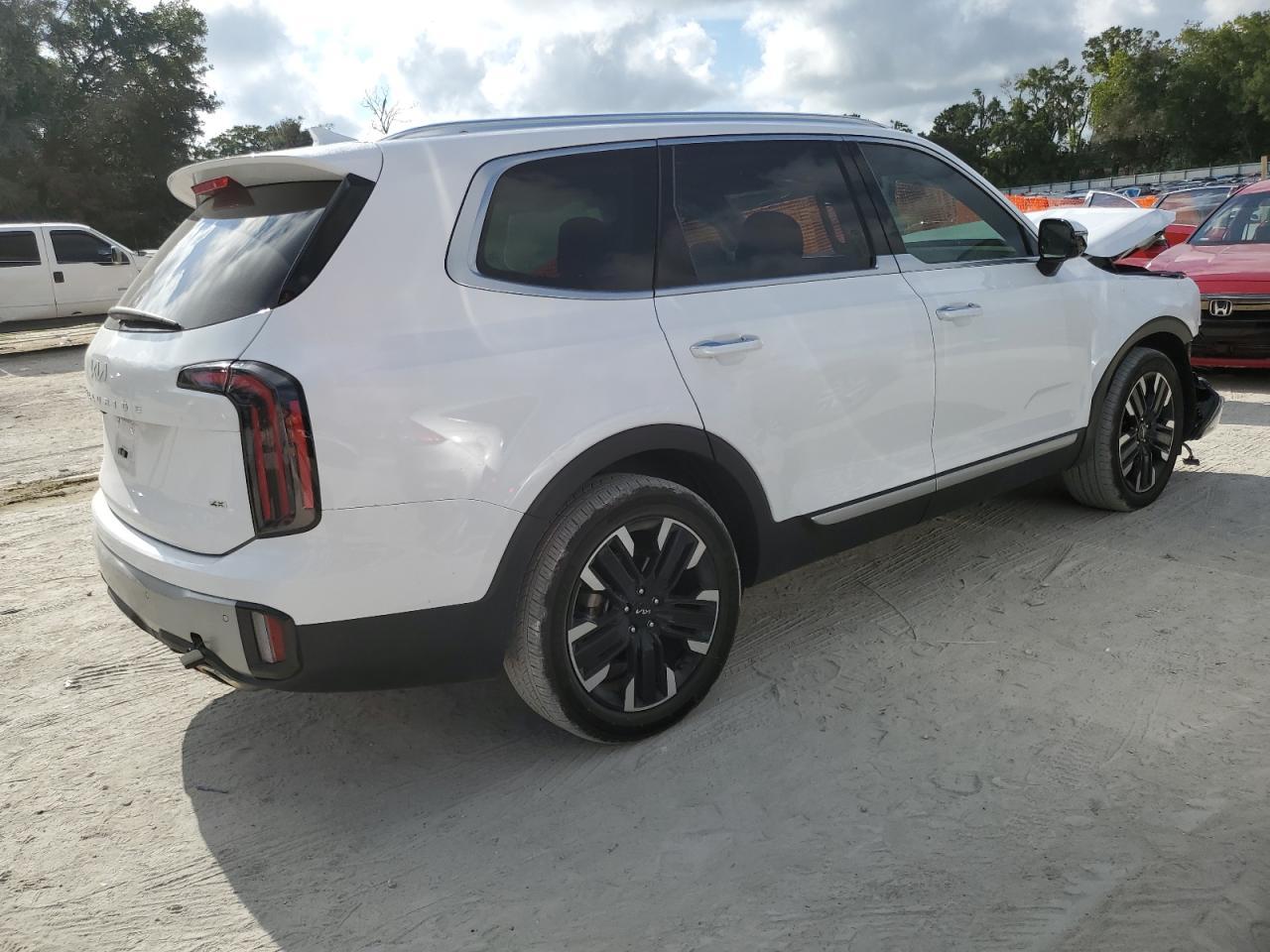 2023 Kia Telluride Sx - Фото 3