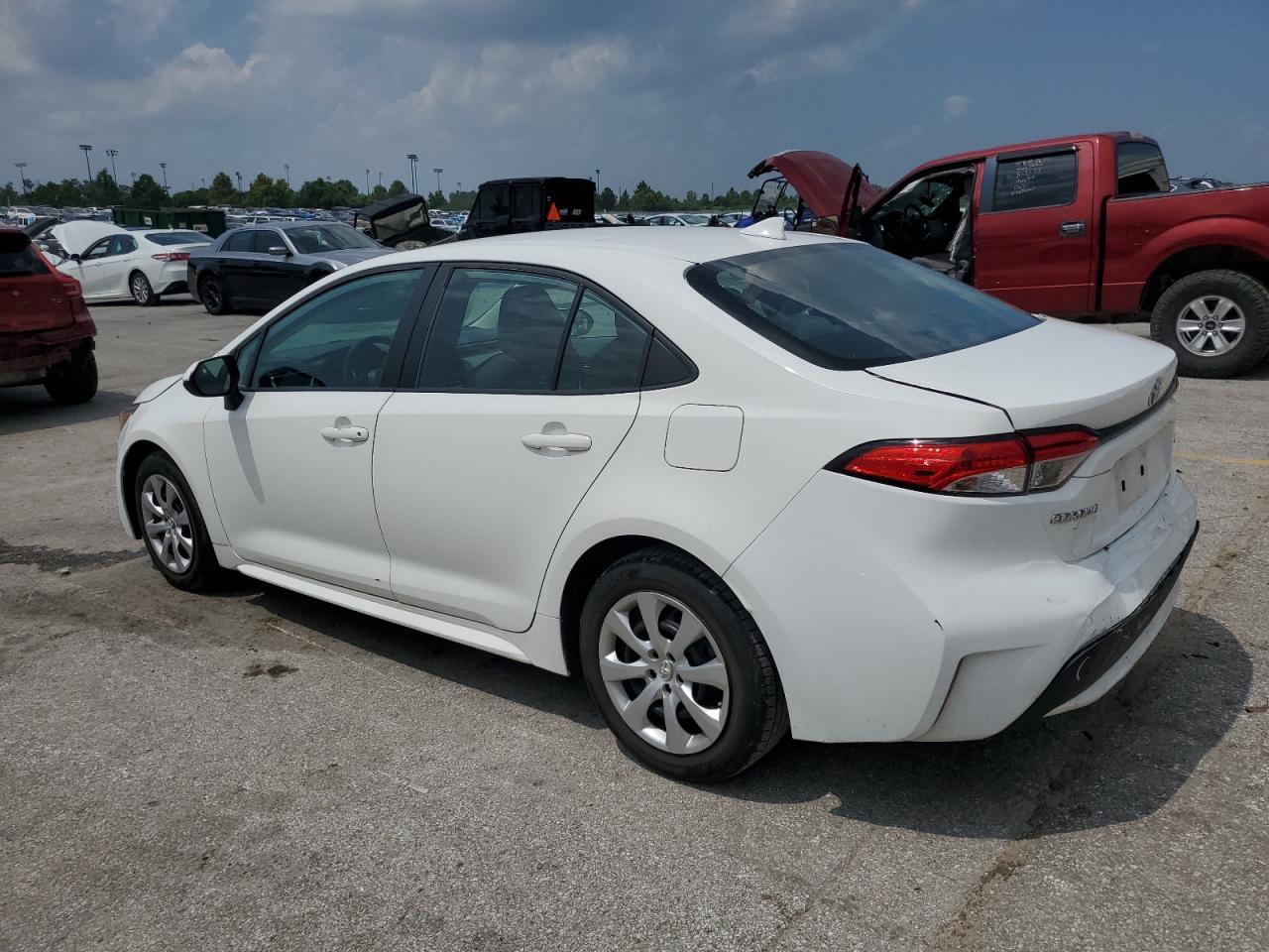 2020 Toyota Corolla Le - Image 2