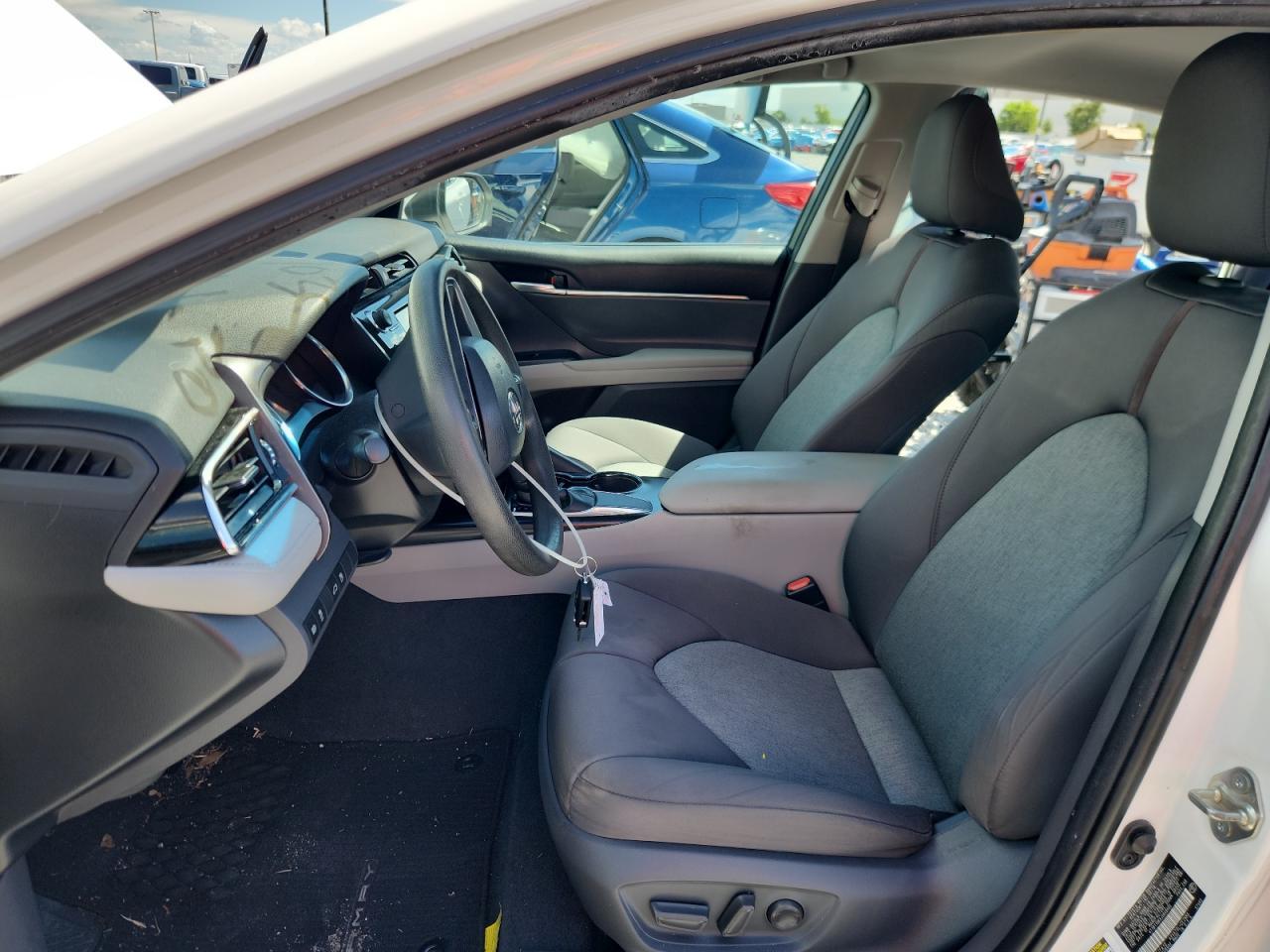 2018 Toyota Camry L - Фото 7