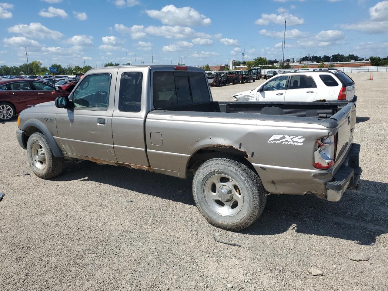 2004 Ford Ranger Super Cab - Фото 2
