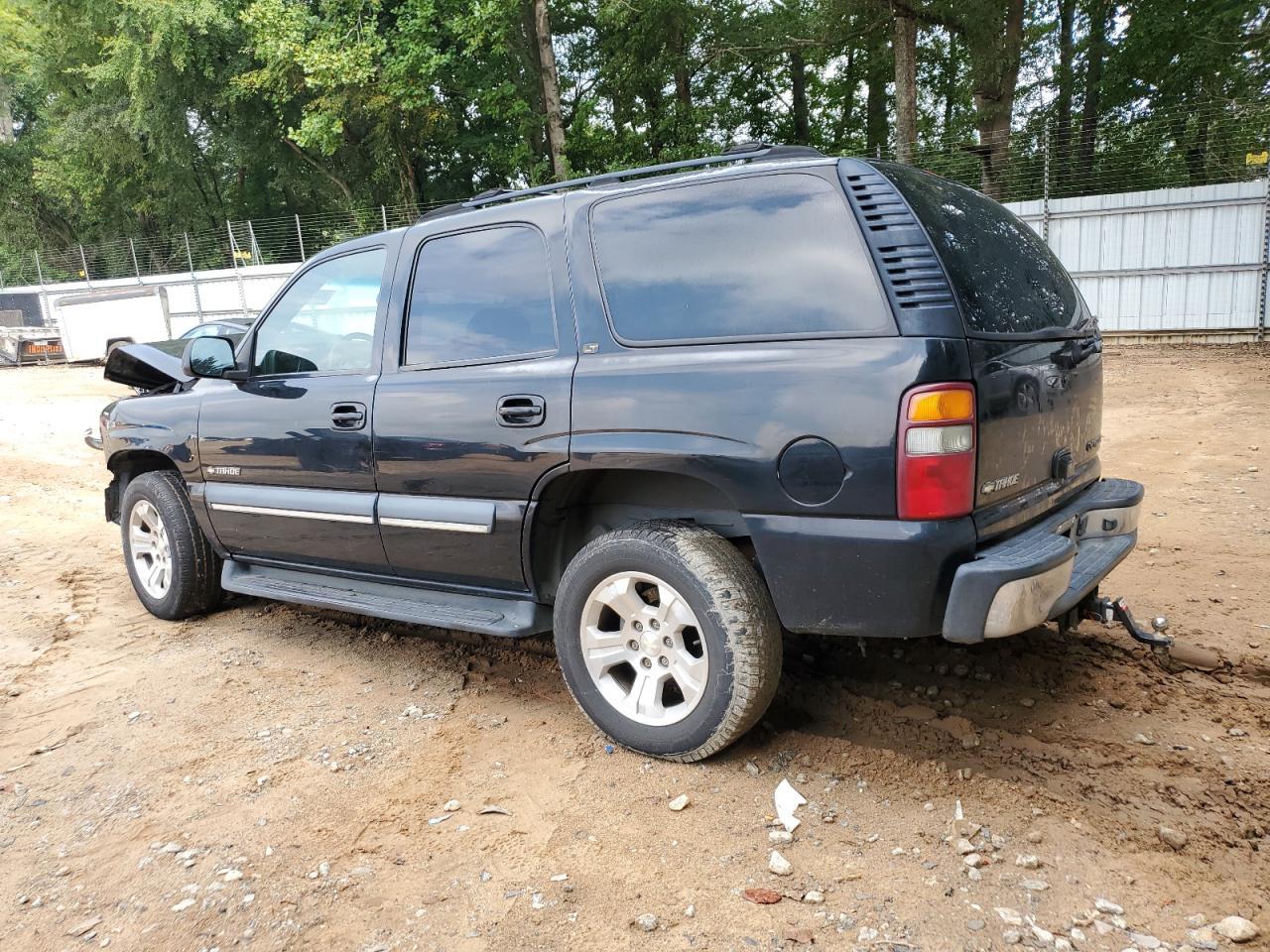 2002 Chevrolet Tahoe - Image 2