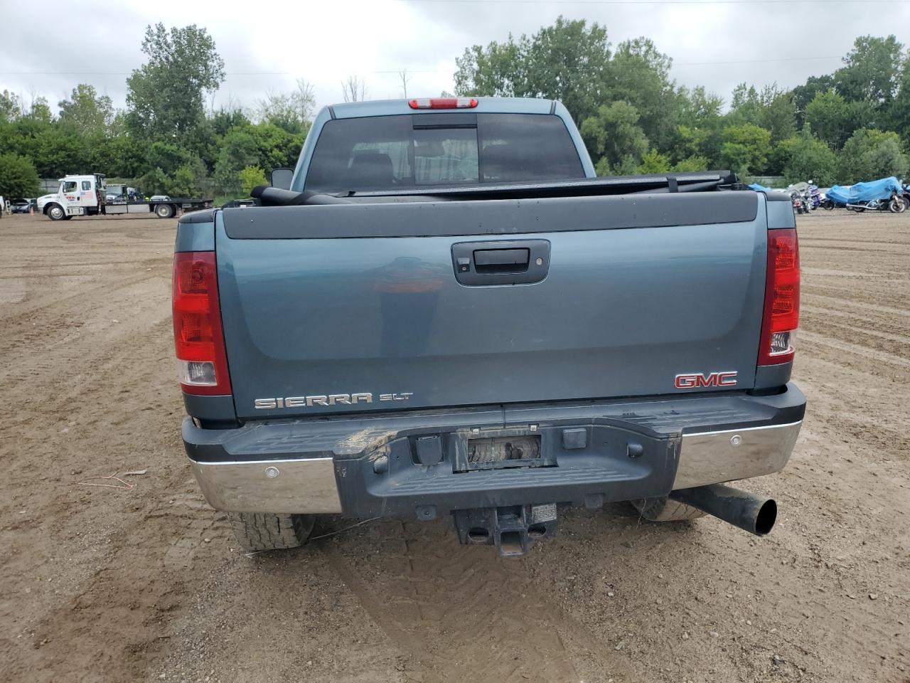 2011 GMC Sierra K2500 Slt - Image 6