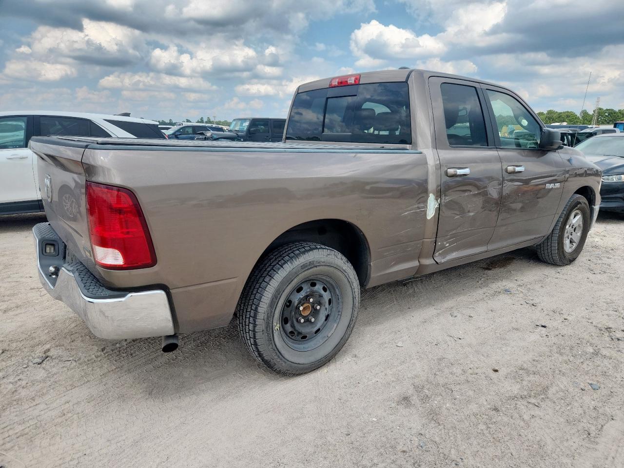 2009 Dodge Ram 1500 - Фото 3
