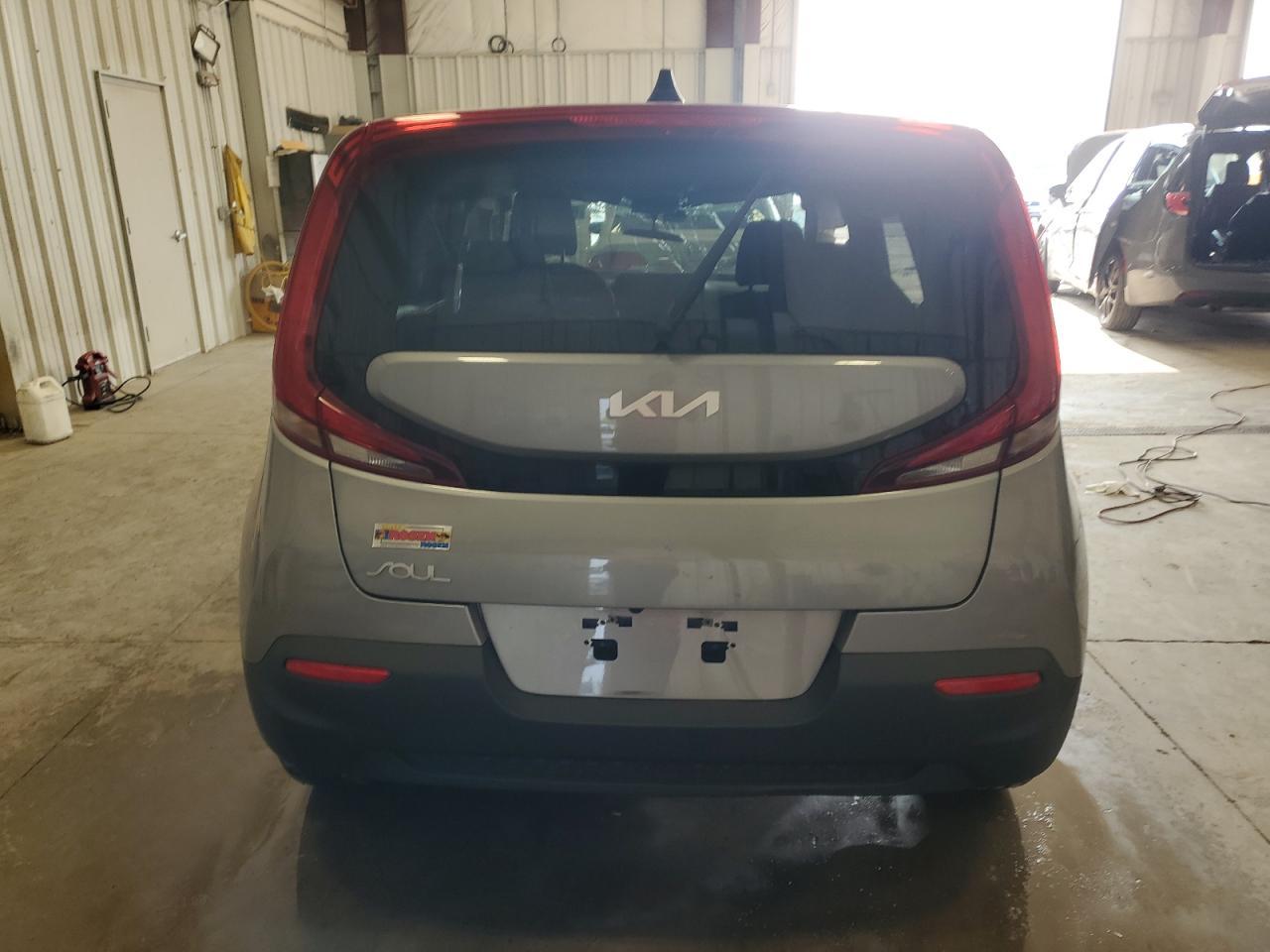 2022 Kia Soul Lx - Image 6