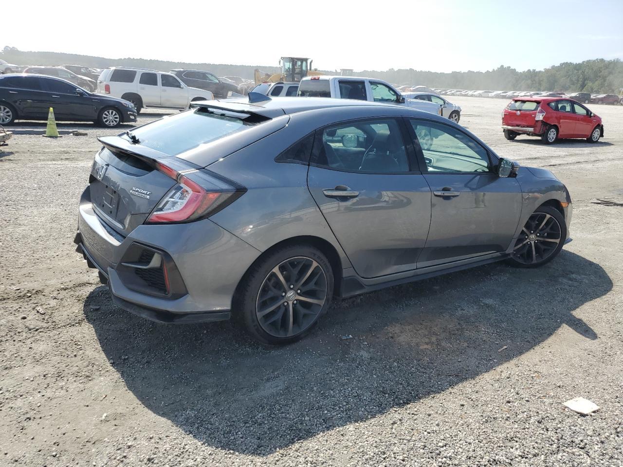2021 Honda Civic Sport Touring - Image 3