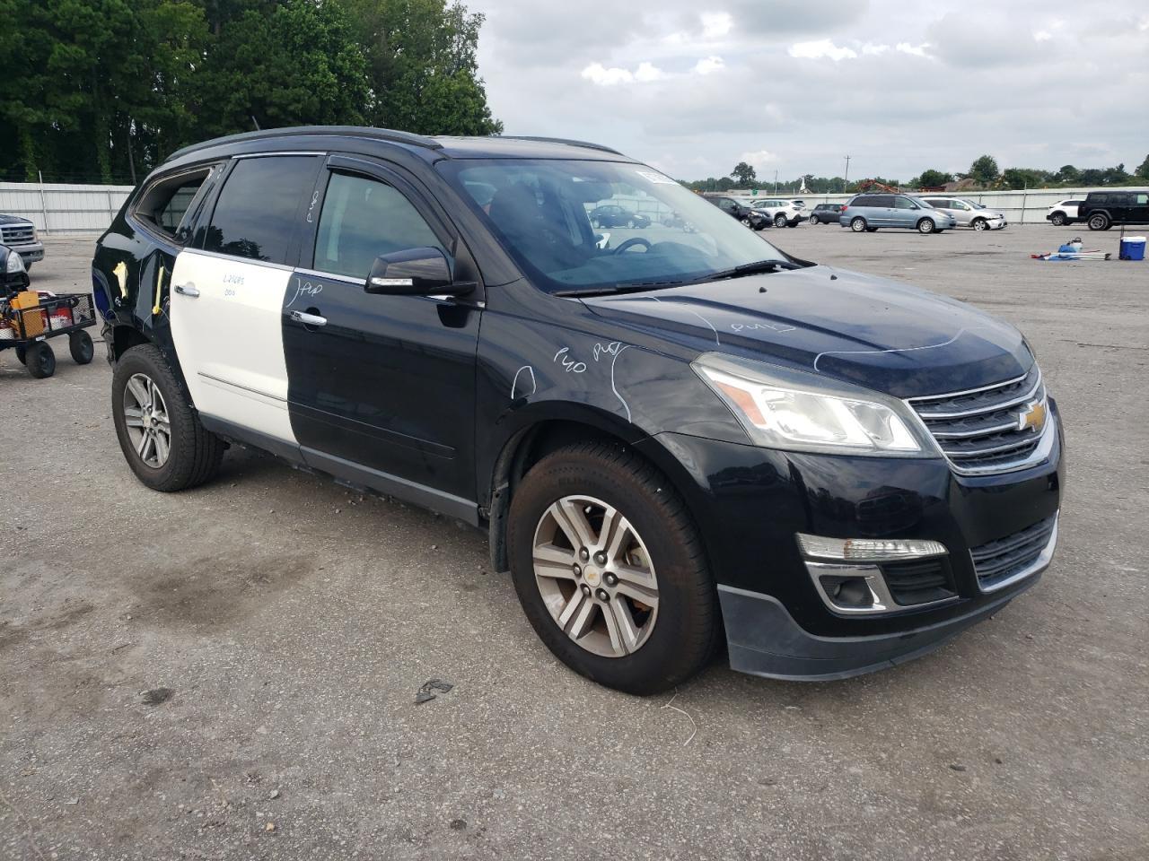 2017 Chevrolet Traverse Lt - Image 4