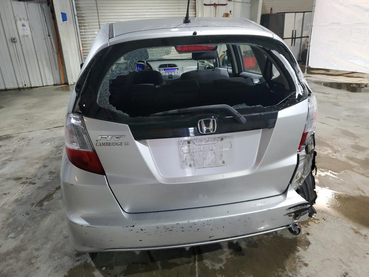 2013 Honda Fit - Image 6
