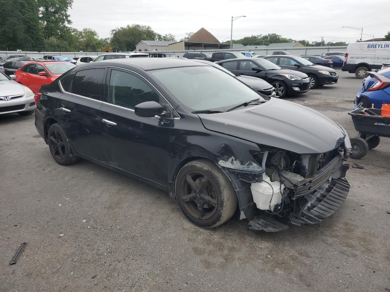 2016 Nissan Sentra S - Фото 4