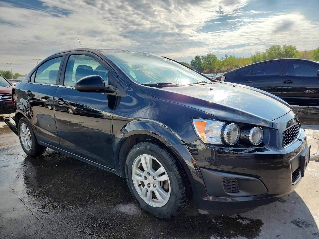 2016 Chevrolet Sonic Lt - Фото 4