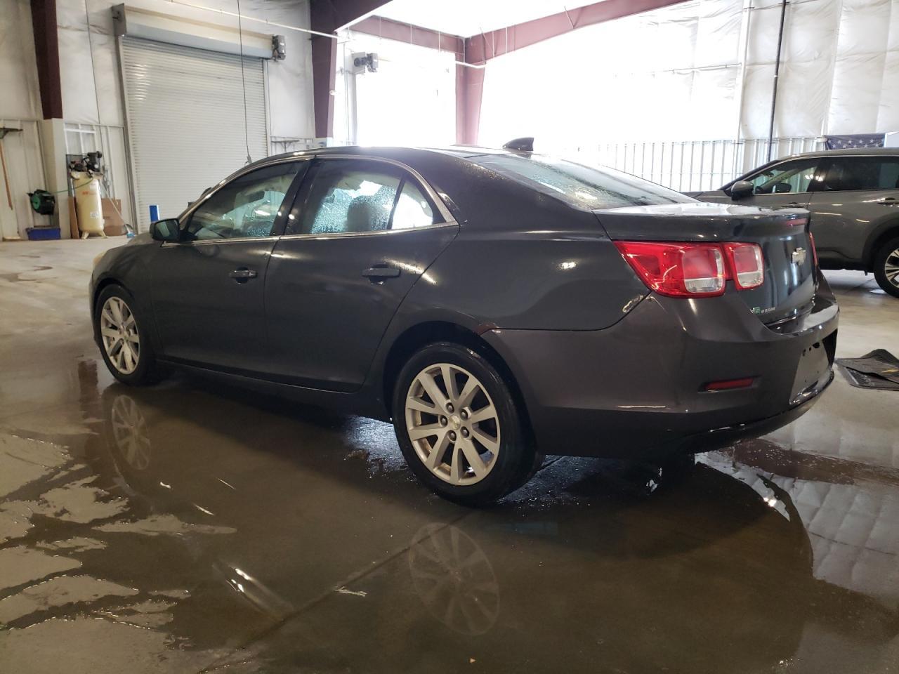 2015 Chevrolet Malibu 2Lt - Image 2