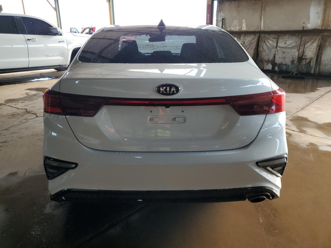 2021 Kia Forte Fe - Image 6