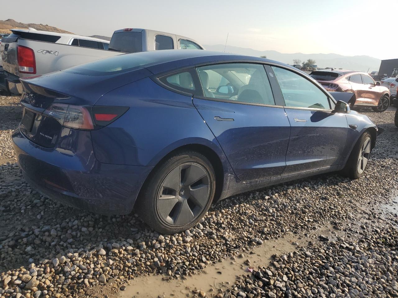2021 Tesla Model 3 - Image 3