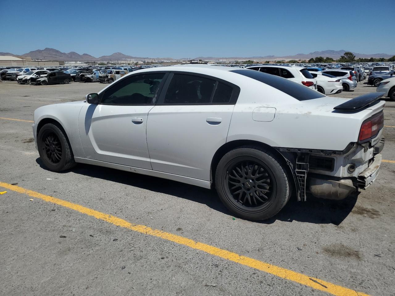 2013 Dodge Charger Se - Фото 2