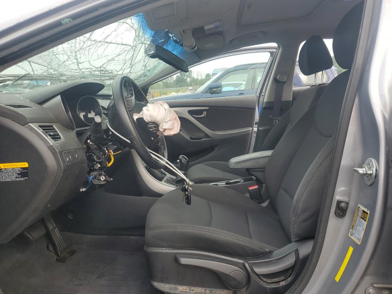 2015 Hyundai Elantra Se - Фото 7