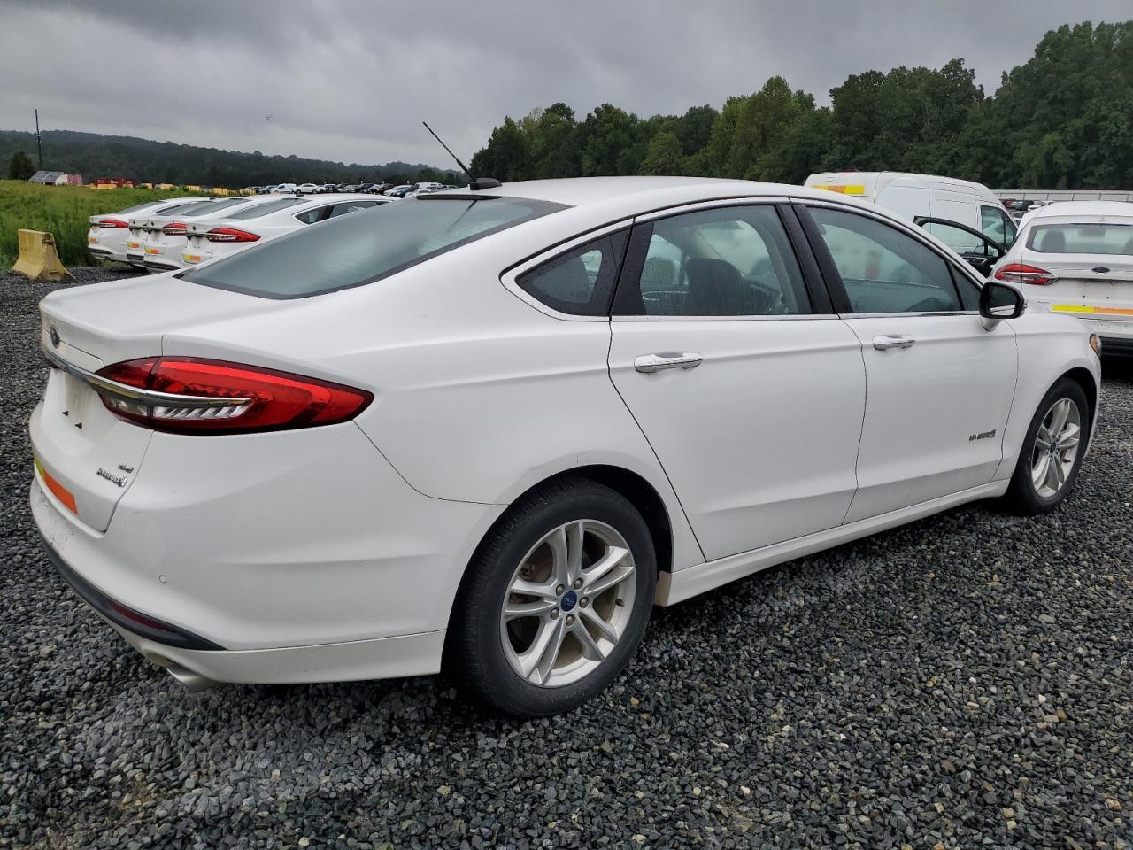 2018 Ford Fusion Se Hybrid - Image 3