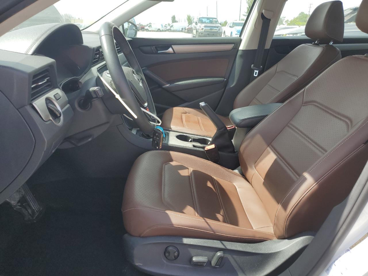 2021 Volkswagen Passat Se - Фото 7
