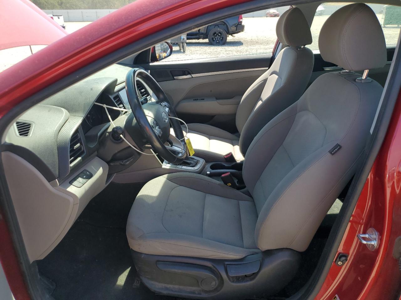 2020 Hyundai Elantra Sel - Фото 7