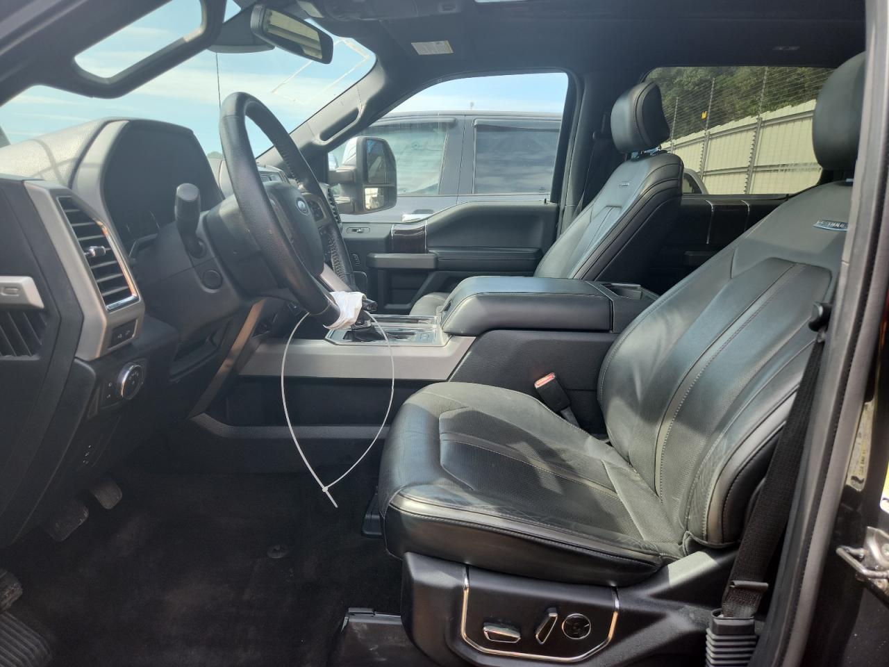 2015 Ford F150 Supercrew - Фото 7