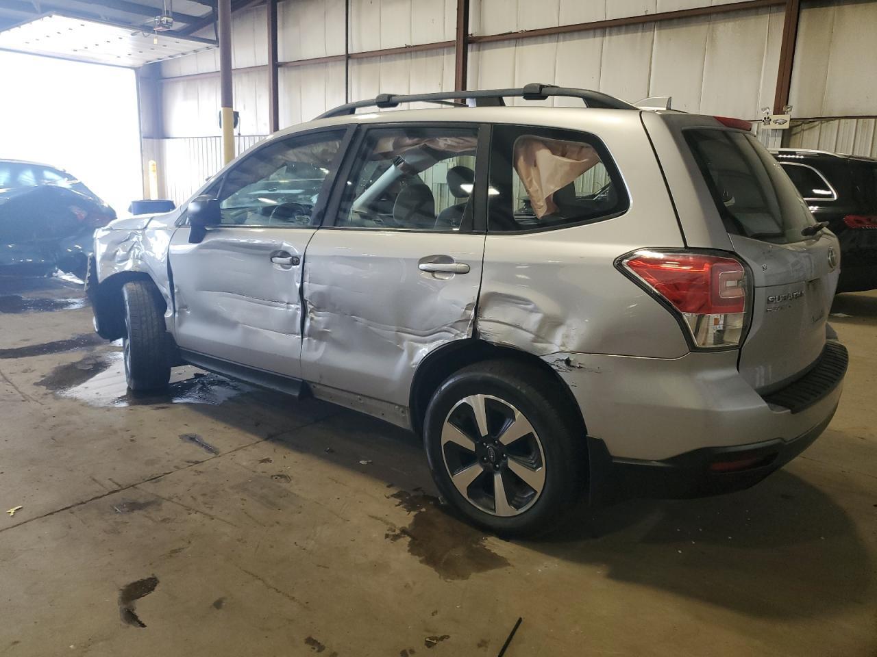 2017 Subaru Forester 2.5I - Image 2