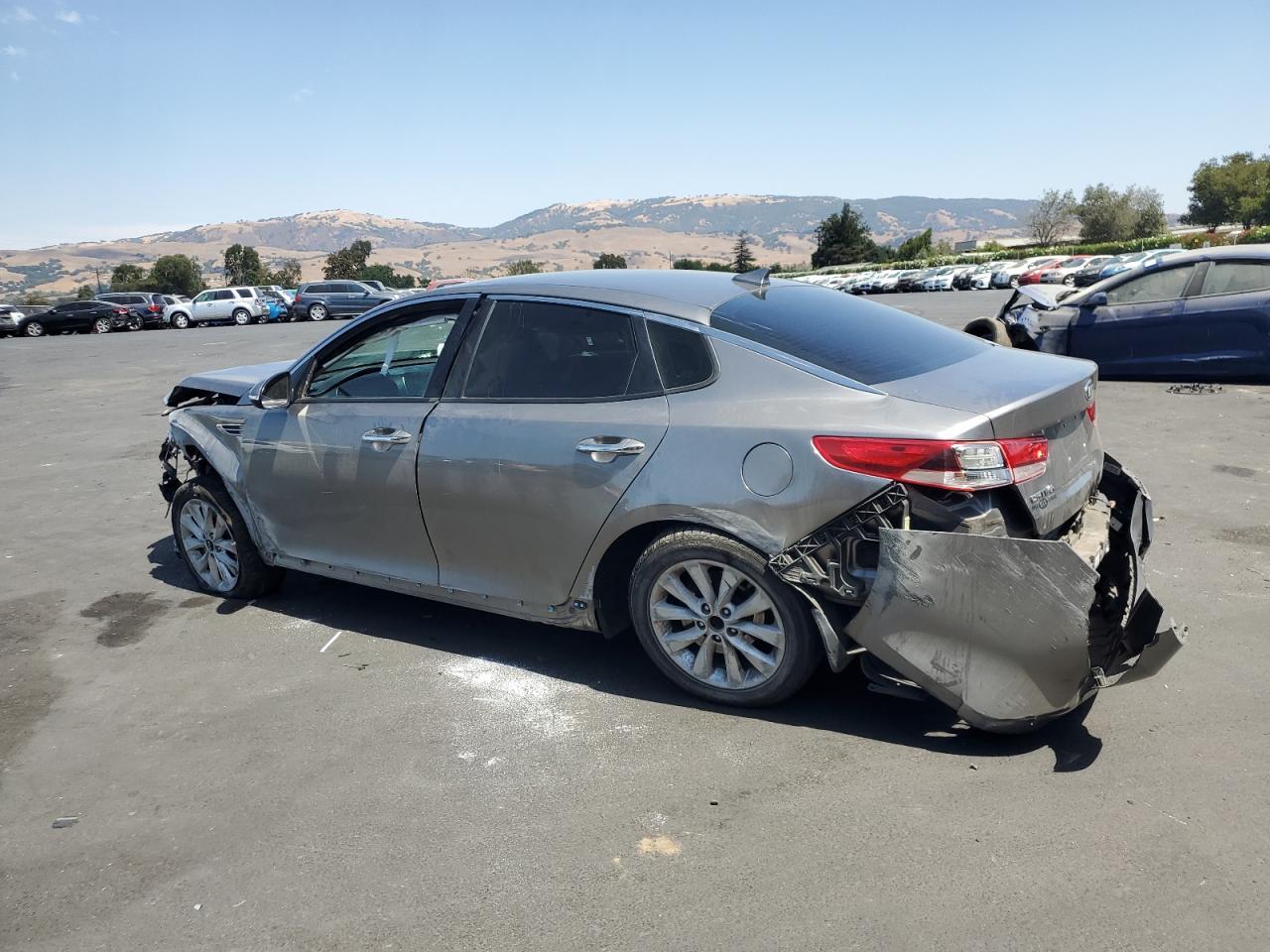 2018 Kia Optima Lx - Image 2