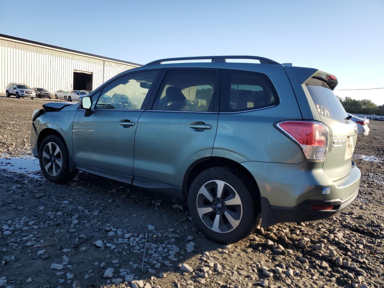 2017 Subaru Forester 2.5I Limited - Image 2