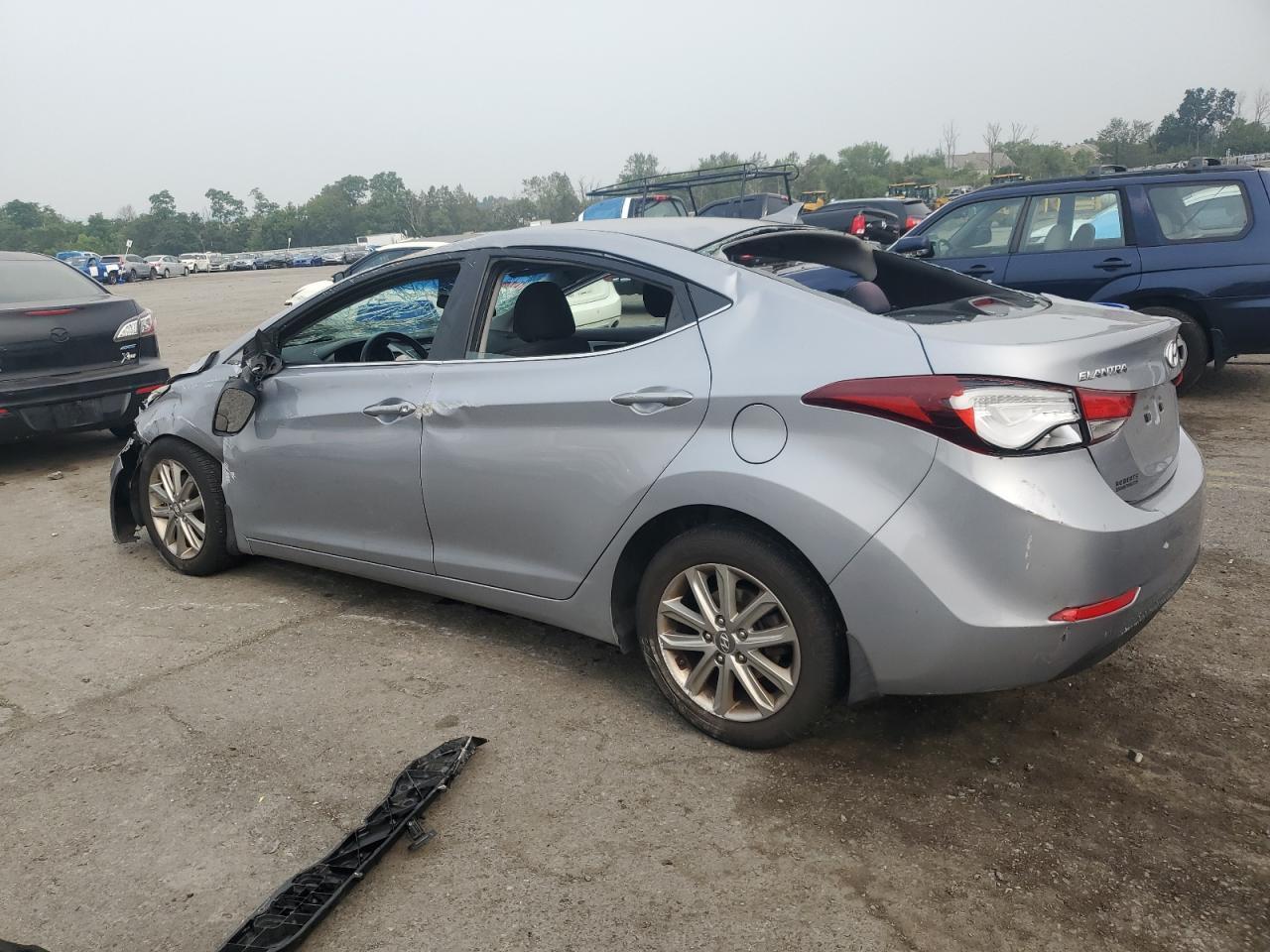 2015 Hyundai Elantra Se - Фото 2