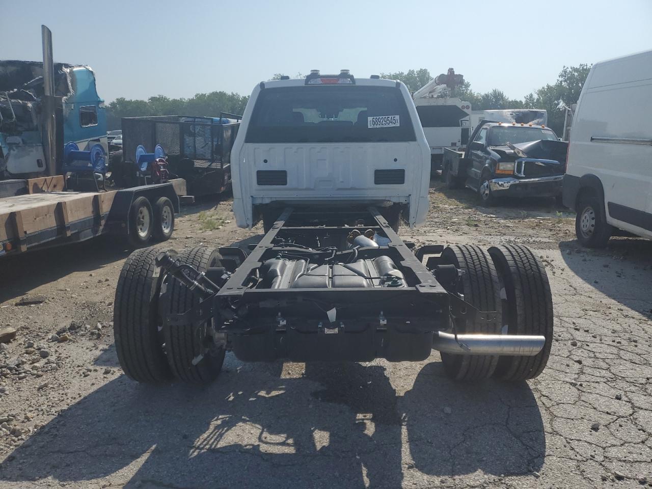 2024 Ford F550 Super Duty Super Duty - Фото 6