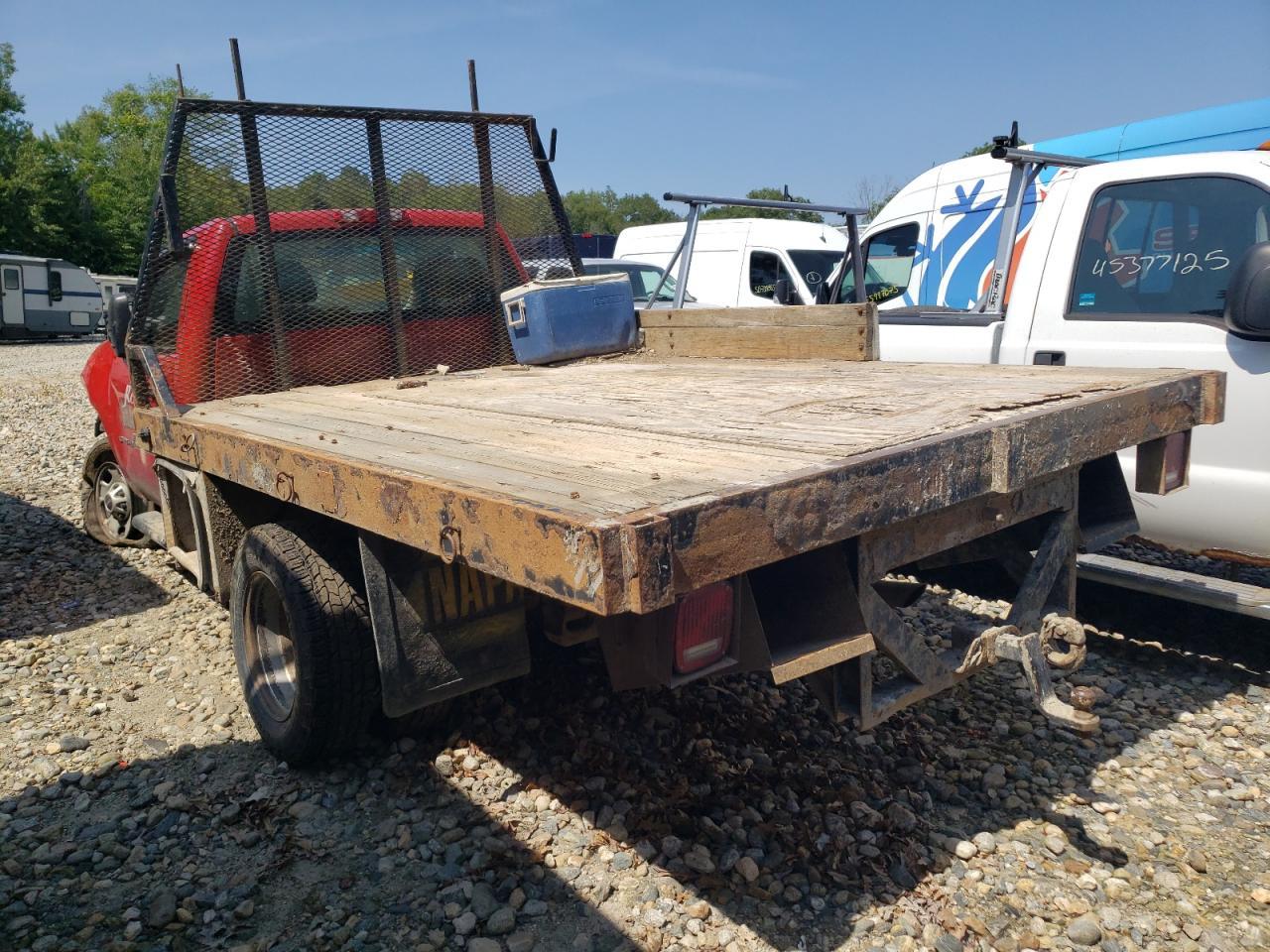 2013 GMC Sierra K2500 Heavy Duty - Image 2