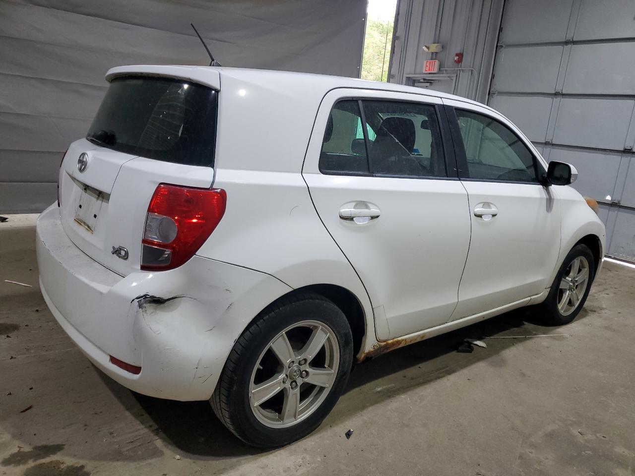 2009 Toyota Scion Xd - Фото 3