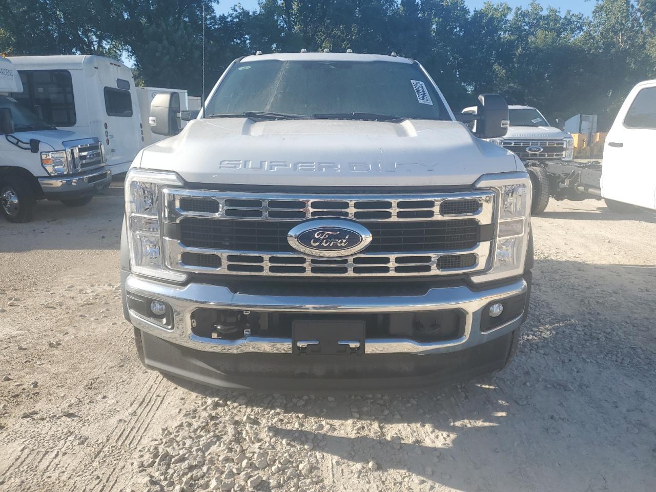 2023 Ford F550 Super Duty Super Duty - Фото 5