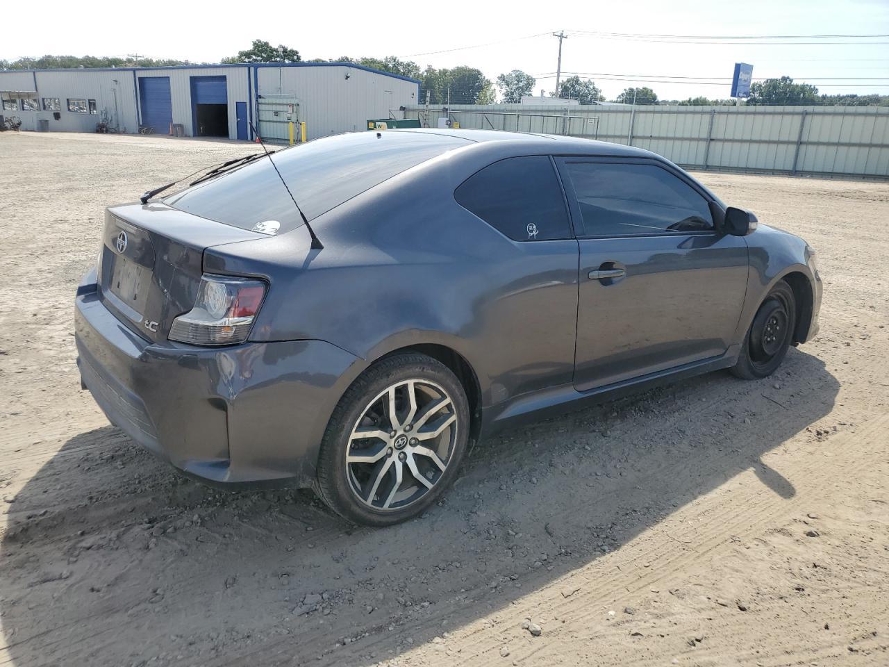 2016 Scion Tc Base - Фото 3