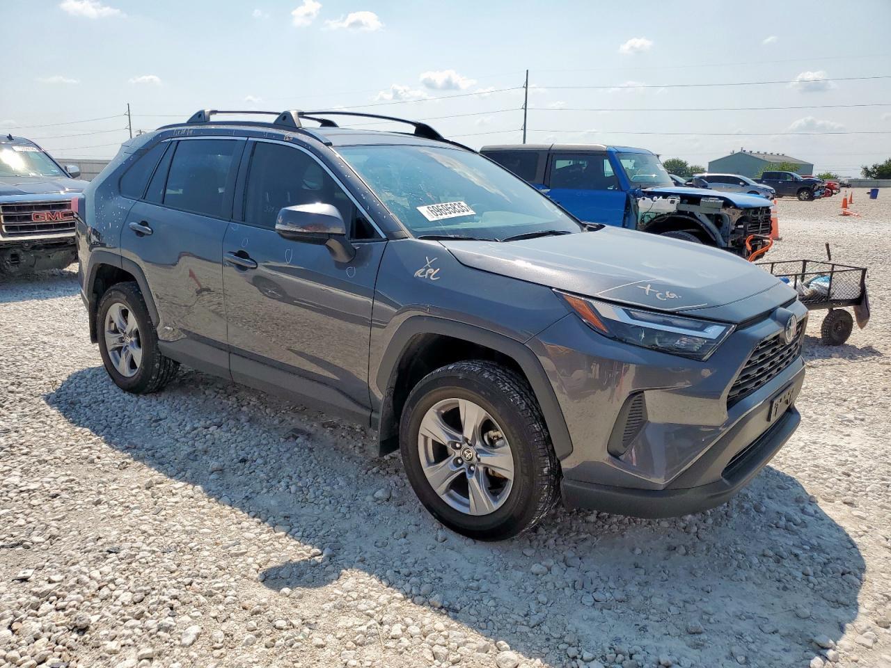 2023 Toyota Rav4 Xle - Image 4