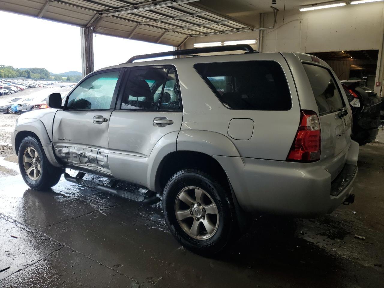 2007 Toyota 4Runner Sr5 - Фото 2