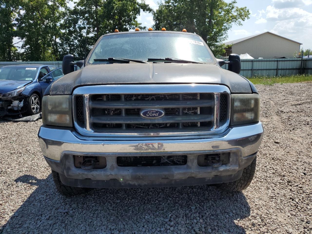 2001 Ford F250 Super Duty - Image 5