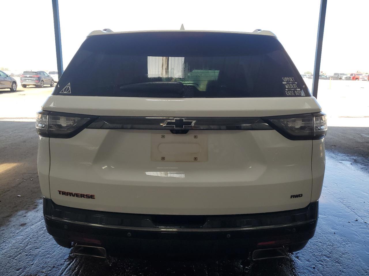 2021 Chevrolet Traverse Premier - Фото 6