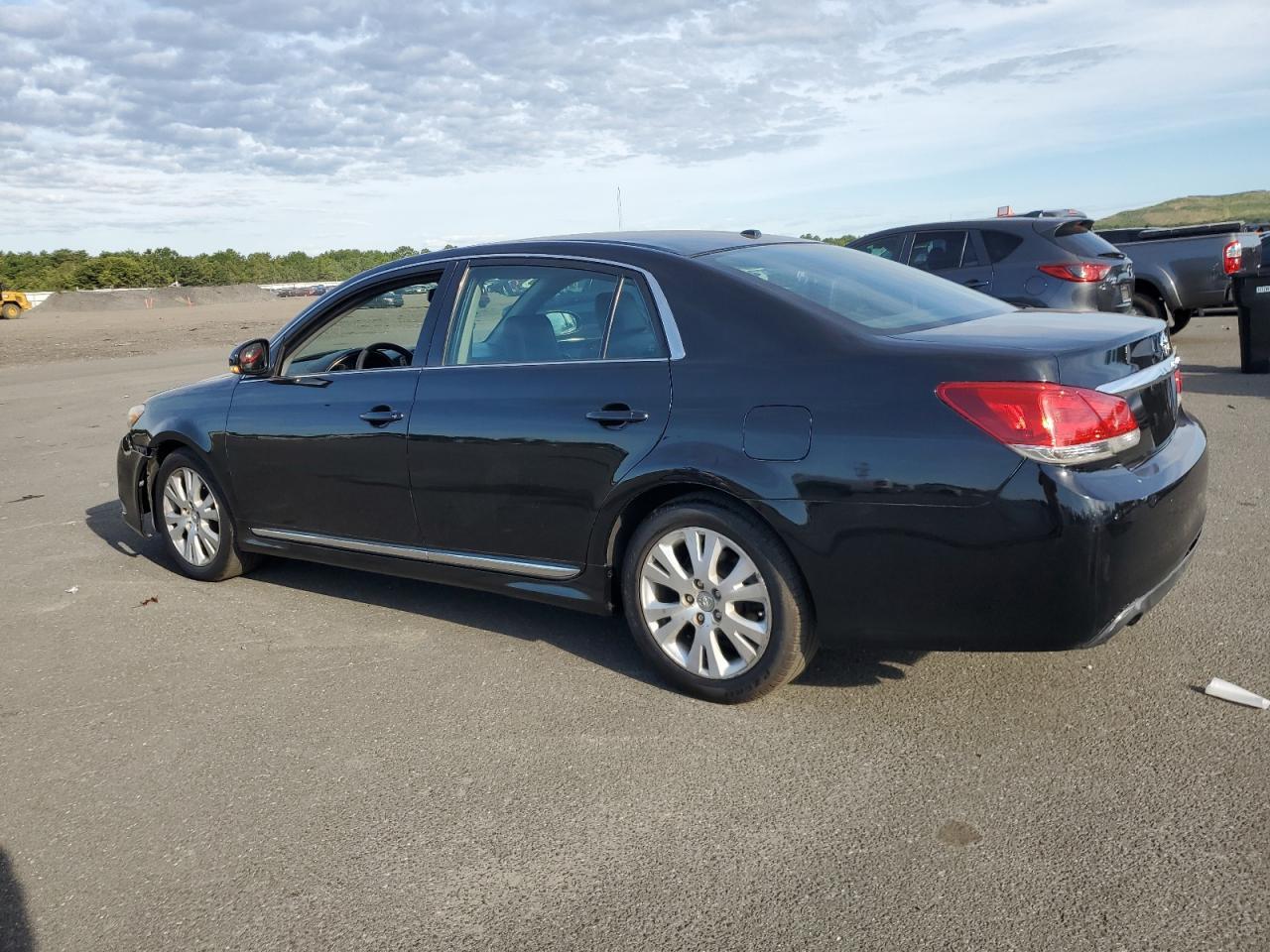 2012 Toyota Avalon Base - Фото 2